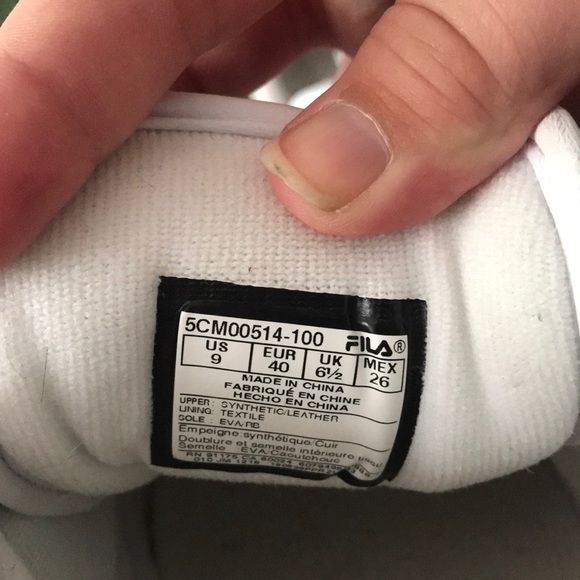 Filas - Picture 3 of 3